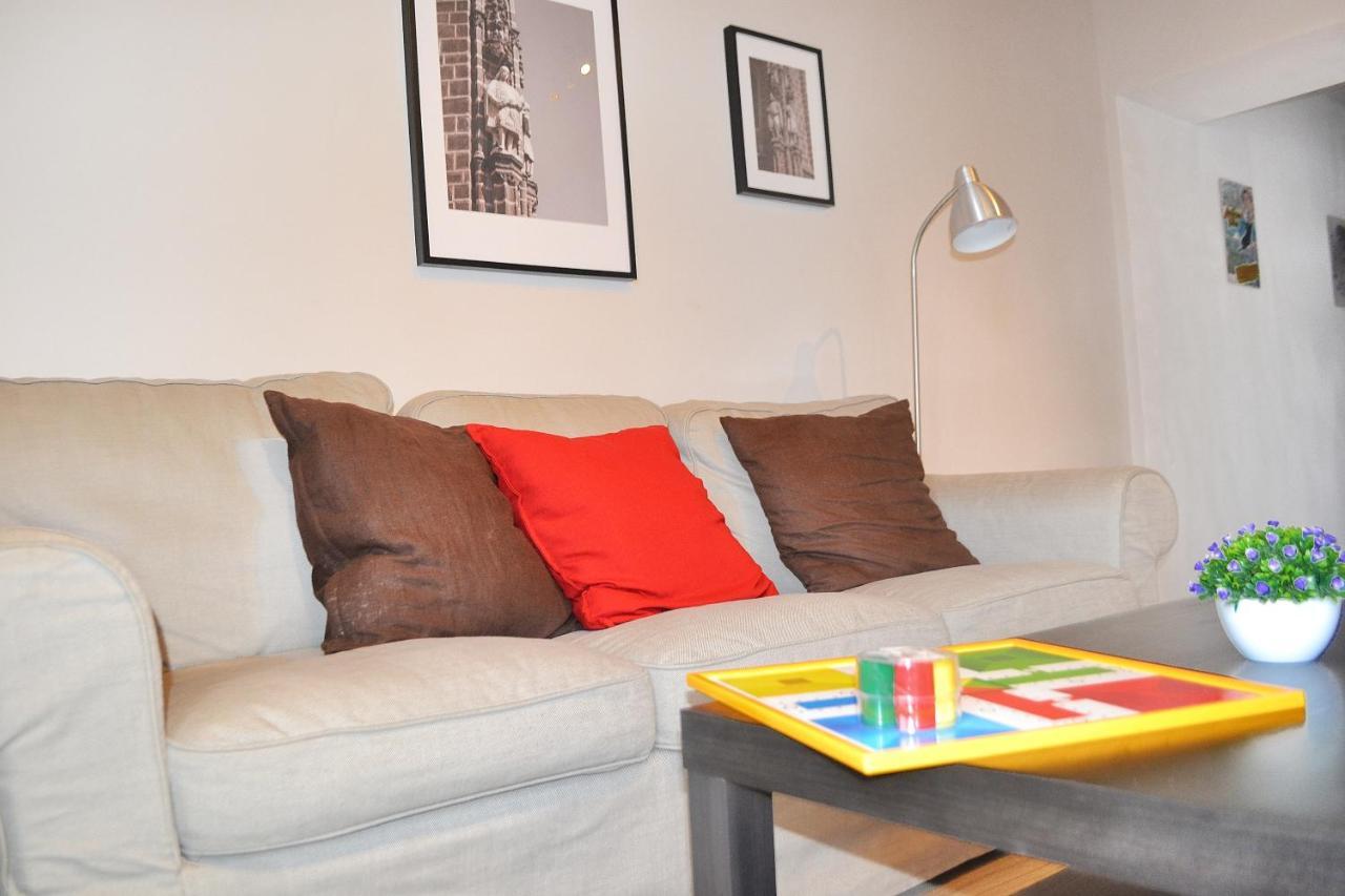 Apartamento El Monasterio Toledo Luaran gambar