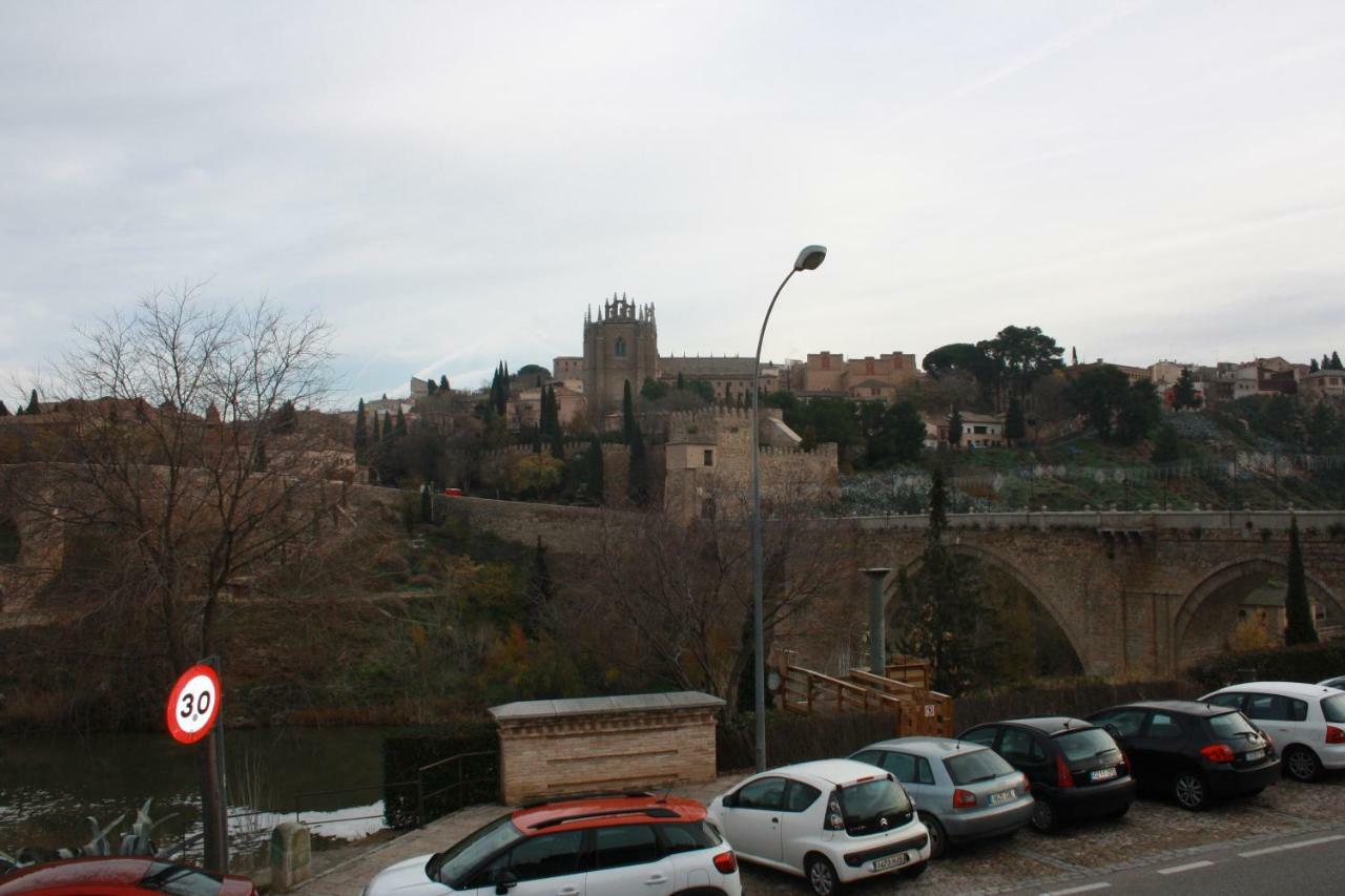 Apartamento El Monasterio Toledo Luaran gambar